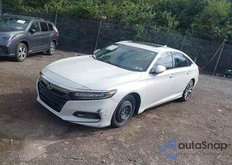 2020 Honda Accord Touring z USA, uszkodzony, nr VIN 1HGCV2F93LA006827